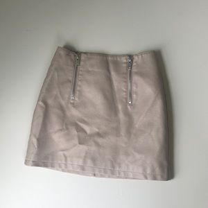 zip up fo leather skirt